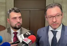 Даниел Митов Андрей Гюров се превърна в юридически парадокс Парламентарната група