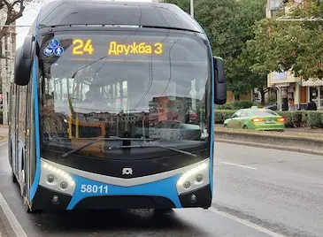 Шофьор на автобус измами пътник в Русе