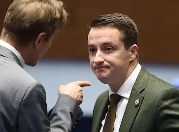 Отнеха книжката на Явор Божанков след бягство от патрул