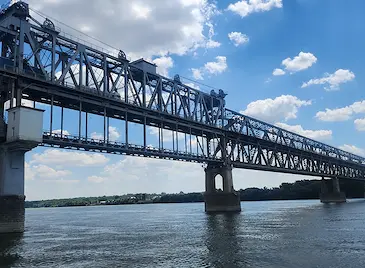 Преминаването по "Дунав мост" отнема около четири минути