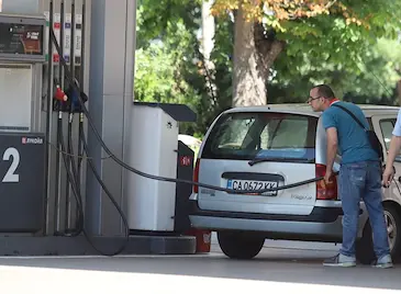НАП отчете скок на дизела с над една трета
