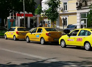 Таксиметровият бранш в Русе поиска скок на тарифите