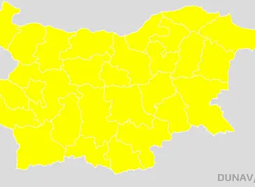 Бурен вятър до 90 км/ч връхлита Русе