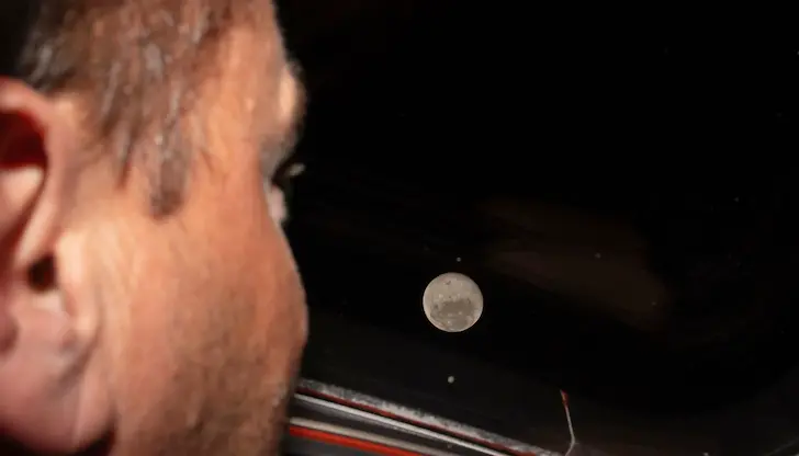 Корабът „Орион“ отлетя на над 406 000 километра от Земята