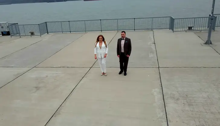 Надежда Славова и д-р Светослав Тодоров възпяха болничната реалност в емоционален дует