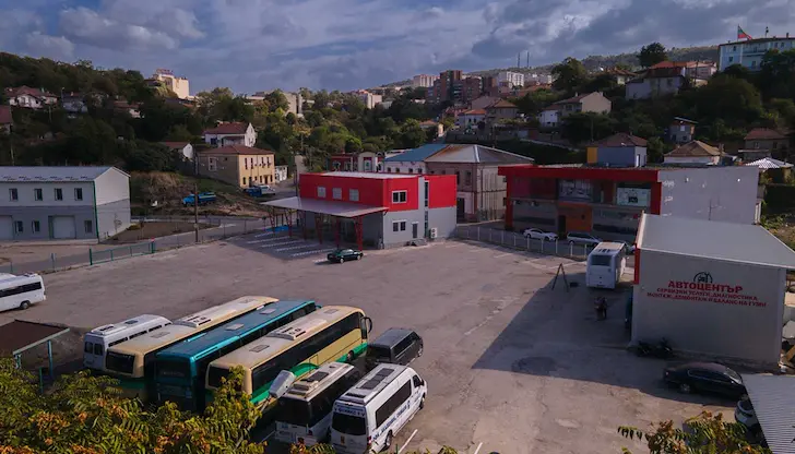 75-годишният мъж е спрян от полицията заради рисково шофиране към село Царевец 75-годишният мъж е спрян от полицията заради рисково шофиране към село Царевец