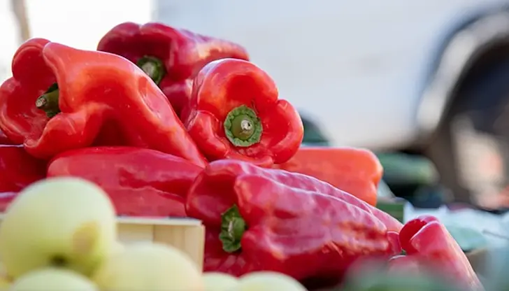 Данъчни хванаха спекула с цените при над 500 стоки Данъчни хванаха спекула с цените при над 500 стоки