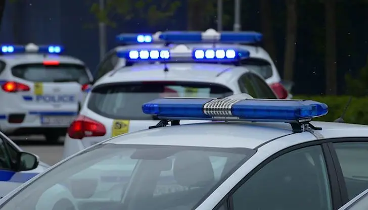 Три линейки спасяват ранени при тежкият инцидент на изхода на Русе Три линейки спасяват ранени при тежкият инцидент на изхода на Русе