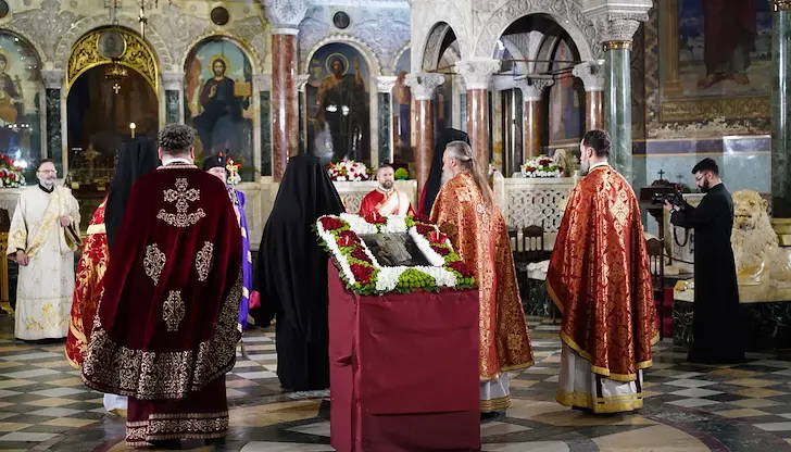 Църквата припомня пътя на Спасителя към Голгота Църквата припомня пътя на Спасителя към Голгота