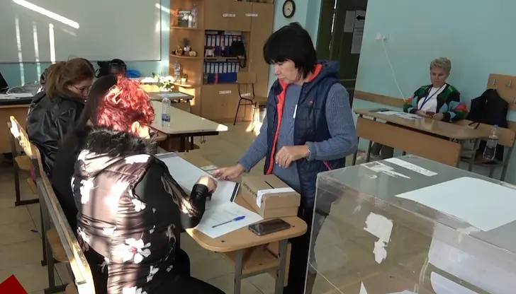 Разкриват 324 секции за изборите в Русенско