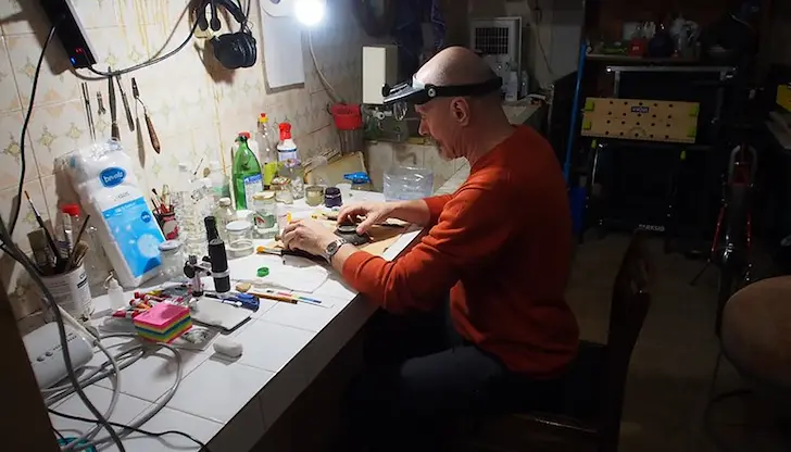 Държавата заряза безценни антики в условия от миналия век