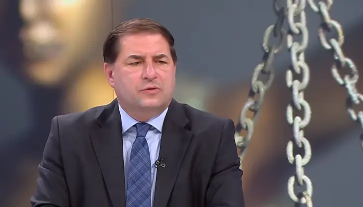 Спорът за легитимността на изпълняващия функциите главен прокурор продължава