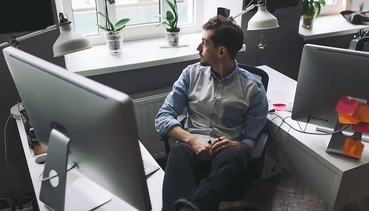 Бизнесът масово орязва екстрата за работа от вкъщи