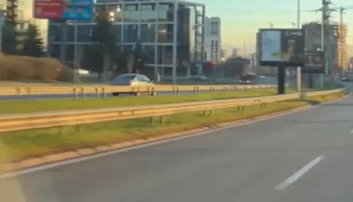 Кадри от опасната маневра възмутиха мрежата