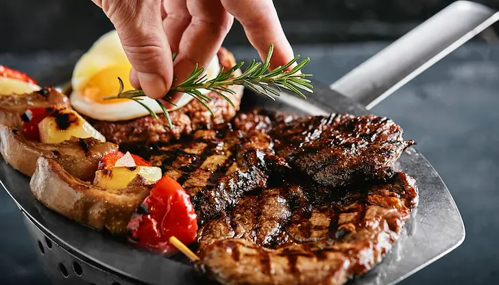 Високата консумация на протеини забавя когнитивния упадък Високата консумация на протеини забавя когнитивния упадък