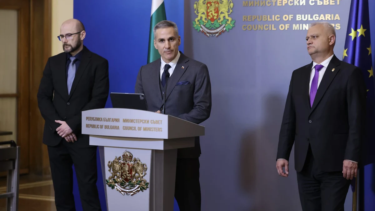 МВР предаде 30 кандидат-депутати, разследват шеф на полицията след акция