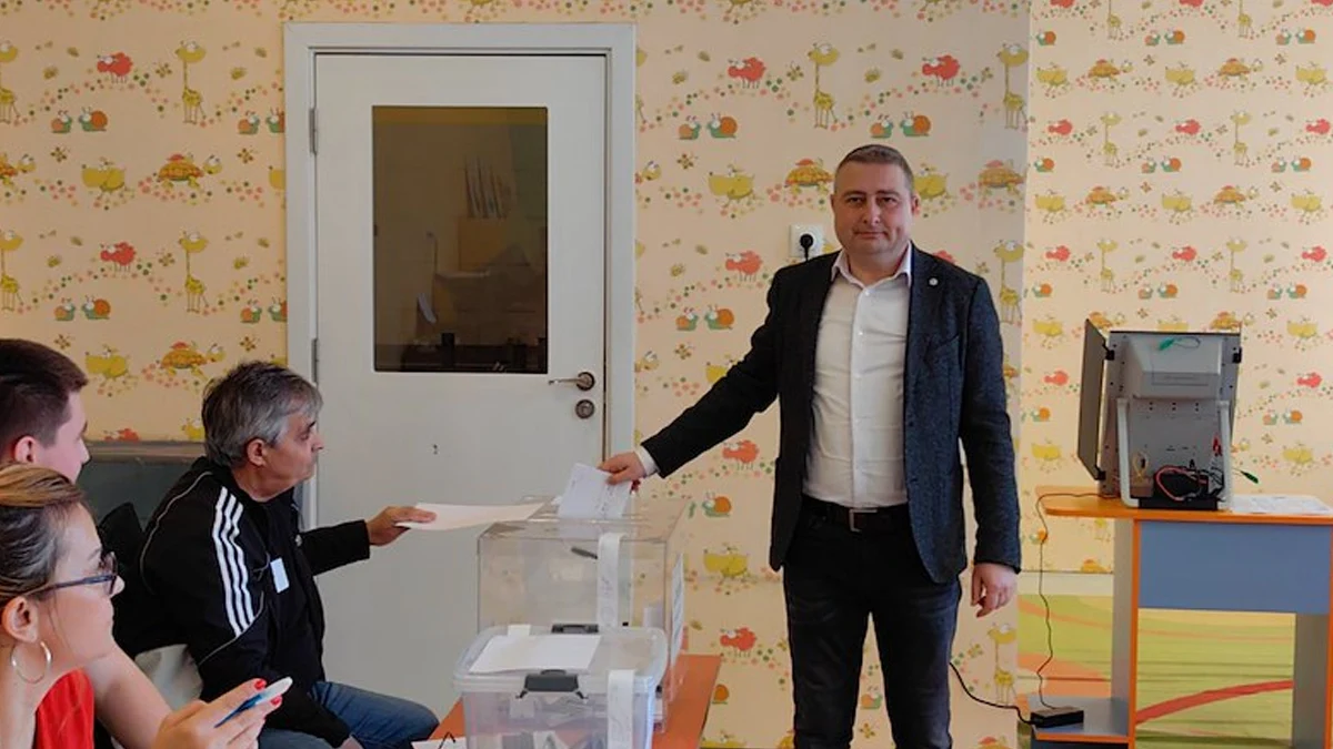 Кандидатът на ГЕРБ-СДС даде своя вот в детска градина РусалкаКандидатът