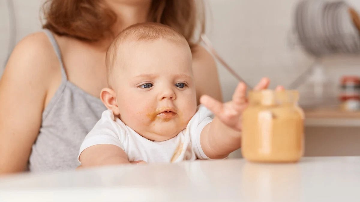 Следи от токсини бяха открити в продукти за деца над