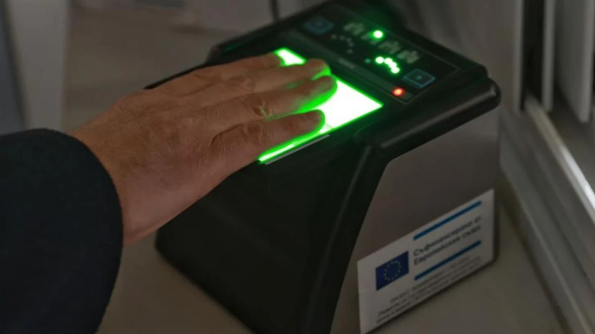 EES хвана 700 опасни лица от октомври насамНад 27 000