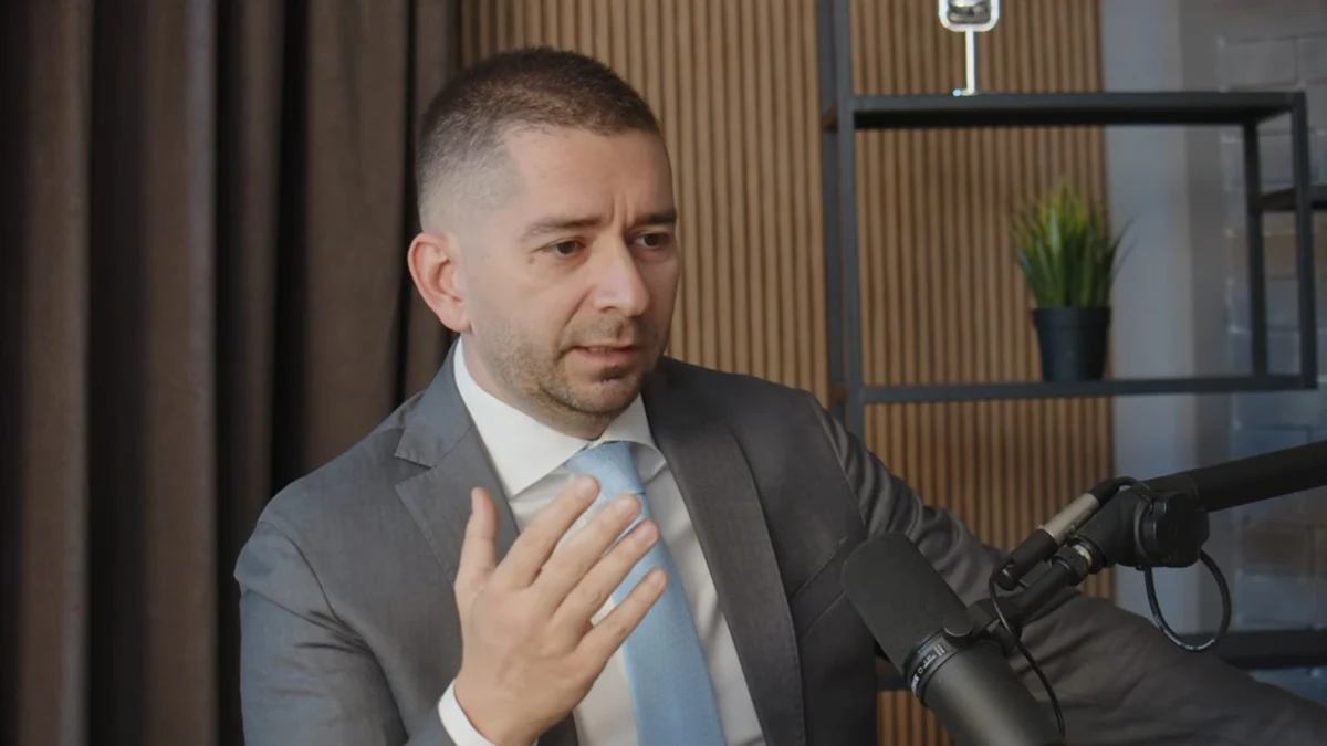 Партията на Румен Радев повежда с над 30 процента преди