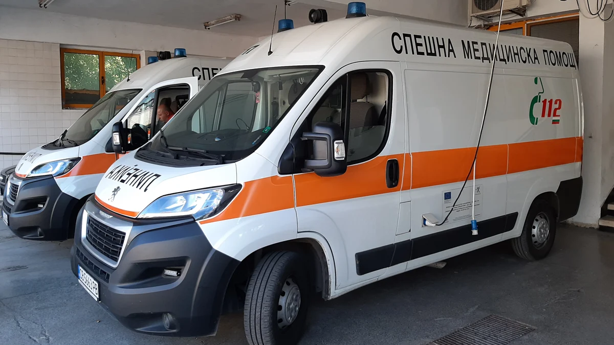 Трима пострадаха при поредица от инциденти в регионаТежък пътен инцидент