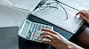 НАП проверява данъчния статус на заминалите в чужбина