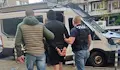 Петима младежи източиха 120 000 евро с фалшиви лични карти