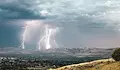 Слънцето отстъпва пред мощни градушки в Северна България