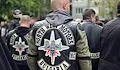 Шествие на мотористи блокира Дунав мост