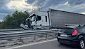ТИР се заби в мантинела на магистрала "Тракия"