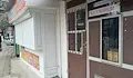 Търговци и джунгла погълнаха изцяло тротоар в Русе
