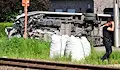 Влак блъсна училищен автобус в Белгия