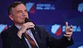 Издирваният бивш полски министър Збигнев Зьобро избяга в САЩ