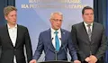 Николай Денков: Управляващите отнемат правата на опозицията