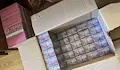 Скриха близо 20 000 бездимни цигари зад резервоар на автобус