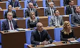 Трима депутати от "Прогресивна България" напускат парламента