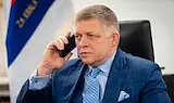 Роберт Фицо: Всички ме критикуват публично, но тайно ме разпитват за Владимир Путин