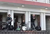 Откриха майските празници в Бяла с рев на мотори и концерт на група "Тангра"