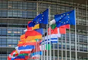 POLITICO: Брюксел блокира търговската сделка със САЩ