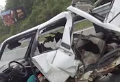 Бус блъсна кола на магистрала "Хемус"