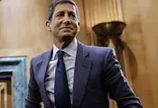 Кевин Уорш поема Федералния резерв на САЩ Кевин Уорш поема Федералния резерв на САЩ