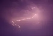 Meteo Balkans: Гръмотевични бури настъпват към Североизточна България