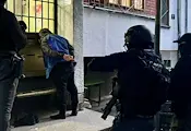 Разследват прокурор Бисер Михайлов за укриване на сина му