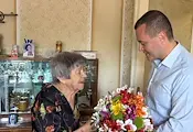 Баба Дона празнува 102-я си рожден ден