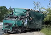 ТИР катастрофира на път Е-79