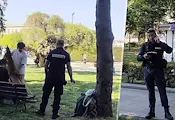 Полицаи свалиха младежи от хамак в центъра на Русе