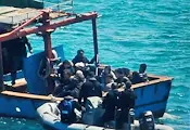 Заловиха 15 нелегални мигранти на турски кораб край Резово