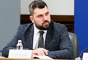 Георг Георгиев: Румен Радев поля всички с леден душ