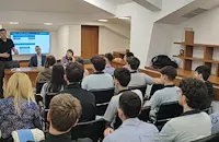Криминалисти снеха отпечатъци пред гимназисти в Русе