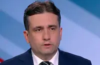 Божидар Божанов: Институциите затварят очите си за милионите на Пеевски